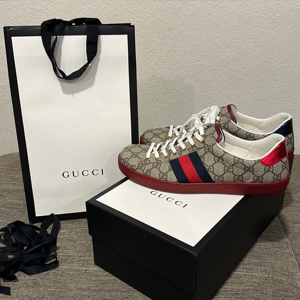 Gucci men’s ACE GG SUPREME SNEAKERS